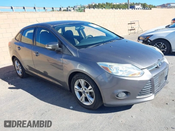 2014 Ford Focus SE with VIN 1FADP3F28EL230114, listed as a IAAI auction lot 41016783 with 66,060 mi miles. Bid and sale history available at carsss.com. Image 1.