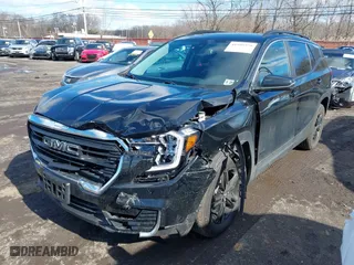 2022 GMC Terrain SLE with VIN 3GKALTEV8NL207168, listed as a IAAI auction lot 41595775 with 19,311 mi miles. Bid and sale history available at carsss.com. Image 2.