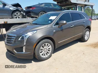 2019 Cadillac XT5 FWD z VIN 1GYKNARS1KZ235083, wystawiony jako IAAI lot #42002995 z przebiegiem 117 430 mil mil oraz . Historia ofert i sprzedaży dostępna na DreamBid. Obrazek 18.