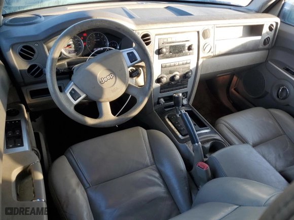 2010 Jeep Commander Sport with VIN 1J4RH4GK9AC122462, listed as a Copart auction lot 85060484 with 178,901 mi miles and Salvage Title. Bid and sale history available at carsss.com. Image 8.