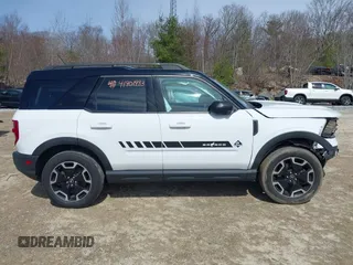 2021 Ford Bronco Sport Outer Banks z VIN 3FMCR9C66MRA02537, wystawiony jako IAAI lot #41901933 z przebiegiem 59 078 mil mil oraz . Historia ofert i sprzedaży dostępna na DreamBid. Obrazek 14.