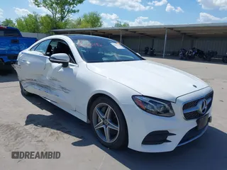 2019 Mercedes-Benz E 450 z VIN WDD1J6JB9KF081820, wystawiony jako IAAI lot #42086296 z przebiegiem 55 293 mil mil oraz . Historia ofert i sprzedaży dostępna na DreamBid. Obrazek 1.