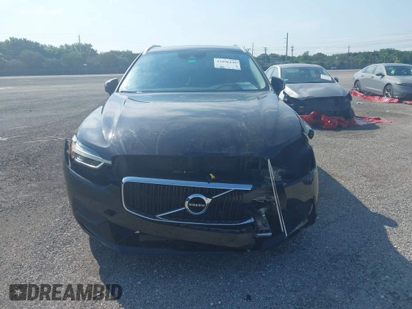 2021 Volvo XC60 Momentum z VIN YV4102DK2M1715161, wystawiony jako IAAI lot #42096448 z przebiegiem 57 784 mil mil oraz . Historia ofert i sprzedaży dostępna na DreamBid. Obrazek 13.