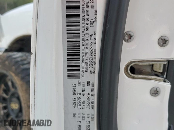 2017 Ram 2500 Tradesman with VIN 3C6UR5CL0HG673735, listed as a Copart auction lot 57064865 with 103,068 mi miles and Salvage title. Bid and sale history available at DreamBid. Image 12.
