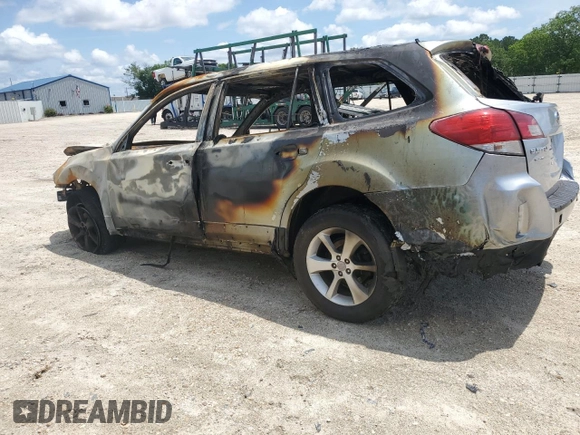 2014 Subaru Outback 2.5i with VIN 4S4BRBAC3E3223749, listed as a Copart auction lot 58635325 with Not provided miles and Non repairable. Bid and sale history available at DreamBid. Image 2.