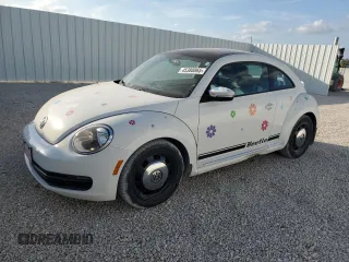 2013 Volkswagen Beetle 2.5L w/Sun с VIN 3VWJP7AT5DM667759, выставлен на аукционе Copart как лот 45388865 с пробегом 164 424 миль миль и Списание • Salvage title. История ставок и продаж доступна на DreamBid. Изображение 1.