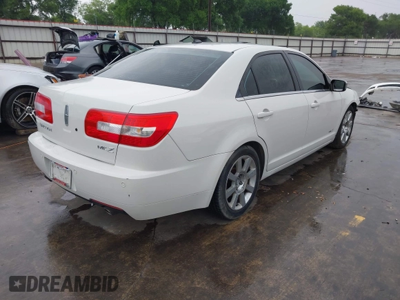 2008 Lincoln MKZ z VIN 3LNHM26TX8R625632, wystawiony jako IAAI lot #41905293 z przebiegiem 205 485 mil mil oraz . Historia ofert i sprzedaży dostępna na DreamBid. Obrazek 4.