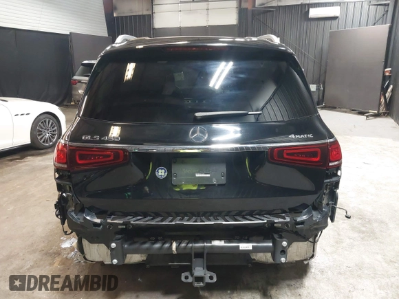 2022 Mercedes-Benz GLS 450 with VIN 4JGFF5KE8NA733344, listed as a IAAI auction lot 42296500 with 29,581 mi miles and . Bid and sale history available at DreamBid. Image 17.