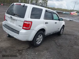 2008 Ford Escape XLT with VIN 1FMCU93Z38KD66594, listed as a IAAI auction lot 41994048 with 249,395 mi miles. Bid and sale history available at carsss.com. Image 4.