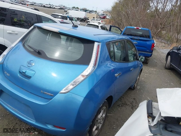 2012 Nissan LEAF SL with VIN JN1AZ0CP9CT018876, listed as a IAAI auction lot 41859587 with 57,325 mi miles. Bid and sale history available at carsss.com. Image 4.