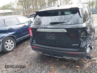 2024 Ford Explorer XLT with VIN 1FMSK8DH6RGA42433, listed as a IAAI auction lot 41807699 with 9,048 mi miles. Bid and sale history available at carsss.com. Image 17.
