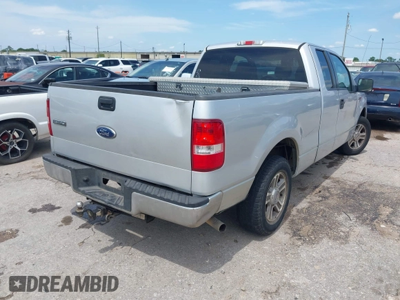 2008 Ford F-150 STX with VIN 1FTRX12W58FA97814, listed as a IAAI auction lot 42353418 with 276,101 mi miles and . Bid and sale history available at DreamBid. Image 4.