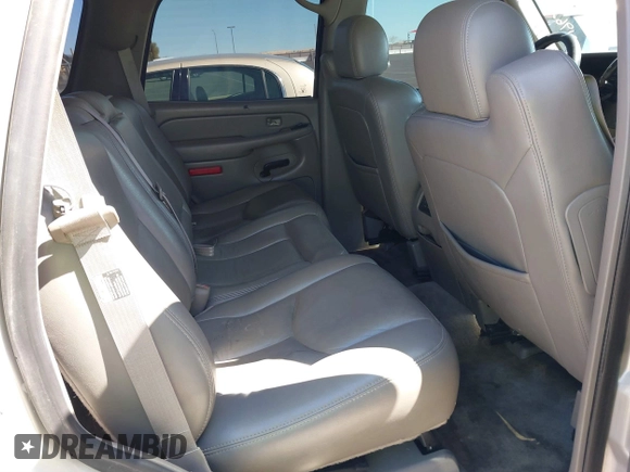 2005 Chevrolet Tahoe LT z VIN 1GNEK13T55R136601, wystawiony jako IAAI lot #41819629 z przebiegiem 220 074 mil mil oraz . Historia ofert i sprzedaży dostępna na DreamBid. Obrazek 8.