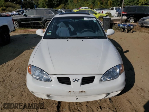 2000 Hyundai Elantra GLS with VIN KMHJF35F8YU922503, listed as a Copart auction lot 71063234 with 209,706 mi miles and Clean title. Bid and sale history available at DreamBid. Image 5.