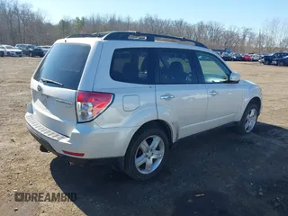 2010 Subaru Forester 2.5X Premium with VIN JF2SH6CC6AG906755, listed as a IAAI auction lot 41575781 with 222,407 mi miles. Bid and sale history available at carsss.com. Image 4.