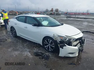 2018 Nissan Maxima SV with VIN 1N4AA6AP5JC386095, listed as a IAAI auction lot 41112752 with 164,596 mi miles. Bid and sale history available at carsss.com. Image 1.