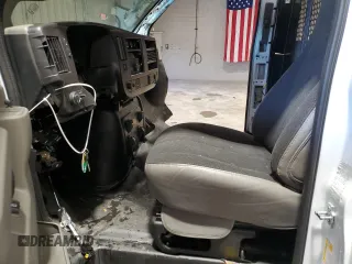2024 GMC Savana Cargo Van with VIN 1GTW7AFP1R1233599, listed as a Copart auction lot 49504615 with 0 mi miles and Salvage Title. Bid and sale history available at carsss.com. Image 7.