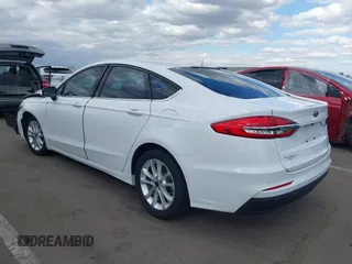 2020 Ford Fusion SE with VIN 3FA6P0HD6LR252987, listed as a IAAI auction lot 42064351 with 63,832 mi miles and . Bid and sale history available at carsss.com. Image 3.