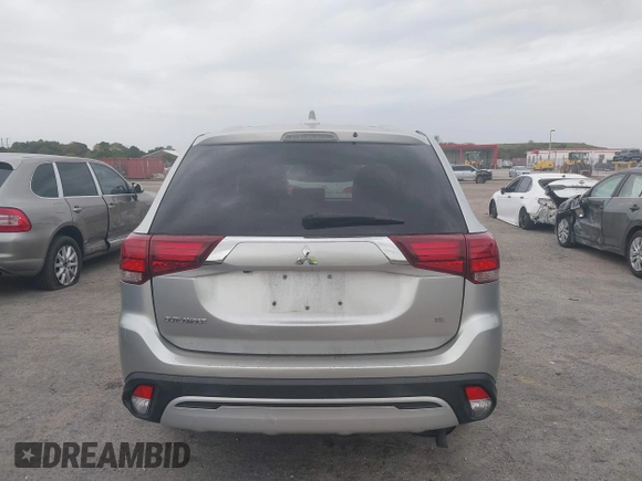 2020 Mitsubishi Outlander SE with VIN JA4AD3A38LZ025290, listed as a IAAI auction lot 41645284 with 81,044 mi miles and . Bid and sale history available at DreamBid. Image 17.