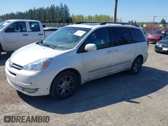 2004 Toyota Sienna XLE with VIN 5TDZA22C54S093012, listed as a IAAI auction lot 42036122 with 171,655 mi miles and . Bid and sale history available at carsss.com. Image 2.