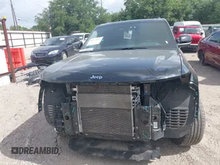 2024 Jeep Grand Cherokee with VIN 1C4RJYB6XRC181771, listed as a IAAI auction lot 42537639 with 39,056 mi miles and . Bid and sale history available at DreamBid. Image 13.