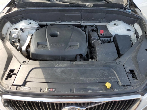 2016 Volvo XC90 T6 Momentum with VIN YV4A22PK8G1045772, listed as a Copart auction lot 65073295 with 73,976 mi miles and Clean title. Bid and sale history available at DreamBid. Image 12.