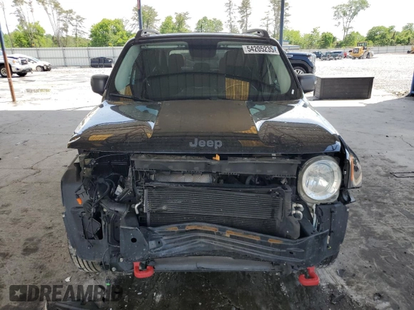 2017 Jeep Renegade Trailhawk z VIN ZACCJBCB6HPE38630, wystawiony jako Copart lot #54205235 z przebiegiem 84 745 mil mil oraz Szkoda całkowita • Salvage title. Historia ofert i sprzedaży dostępna na DreamBid. Obrazek 5.