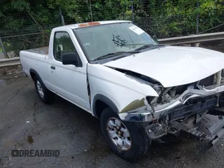 1998 Nissan Frontier XE z VIN 1N6DD21S6WC318243, wystawiony jako IAAI lot #42272754 z przebiegiem 201 315 mil mil oraz . Historia ofert i sprzedaży dostępna na DreamBid. Obrazek 1.