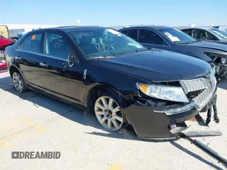 2010 Lincoln MKZ with VIN 3LNHL2GC3AR603883, listed as a IAAI auction lot 38514799 with 138,663 mi miles. Bid and sale history available at carsss.com. Image 1.