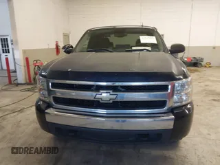 2007 Chevrolet Silverado 1500 LT w/1LT with VIN 2GCEC19C771621072, listed as a IAAI auction lot 41747993 with 217,232 mi miles. Bid and sale history available at carsss.com. Image 12.