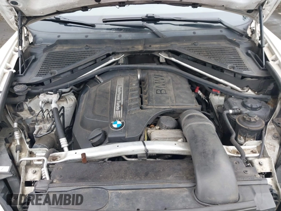 2012 BMW X5 35i с VIN 5UXZV4C5XCL765368, выставлен на аукционе IAAI как лот 42526136 с пробегом 165 365 миль миль и . История ставок и продаж доступна на DreamBid. Изображение 10.