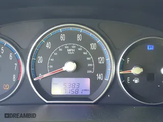 2009 Hyundai Santa Fe GLS with VIN 5NMSG13D89H239141, listed as a IAAI auction lot 42047435 with 171,581 mi miles. Bid and sale history available at carsss.com. Image 7.