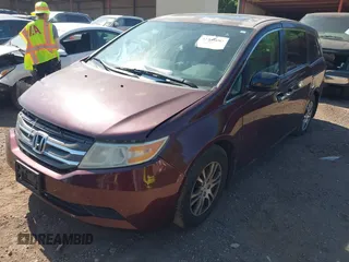 2013 Honda Odyssey EX-L с VIN 5FNRL5H63DB054842, выставлен на аукционе IAAI как лот 42338007 с пробегом 192 951 миль миль и . История ставок и продаж доступна на DreamBid. Изображение 16.