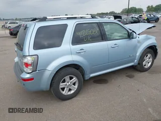 2008 Mercury Mariner z VIN 4M2CU39H98KJ30705, wystawiony jako IAAI lot #42265080 z przebiegiem 60 636 mil mil oraz . Historia ofert i sprzedaży dostępna na DreamBid. Obrazek 4.