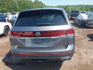 2024 Volkswagen Atlas SE with VIN 1V2HR2CA8RC535094, listed as a IAAI auction lot 42261647 with 36,505 mi miles and . Bid and sale history available at DreamBid. Image 15.