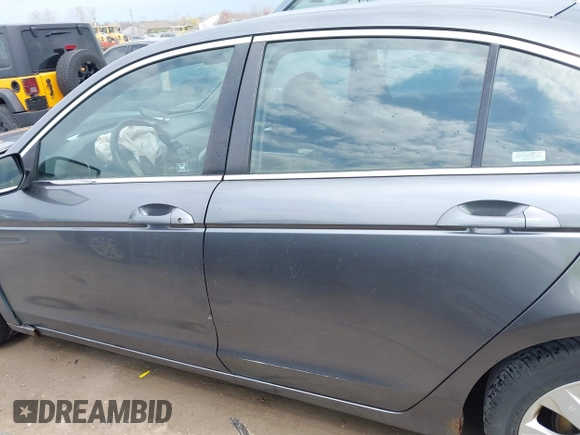 2008 Honda Accord EX with VIN JHMCP26758C035988, listed as a IAAI auction lot 42066504 with 159,700 mi miles and . Bid and sale history available at DreamBid. Image 15.