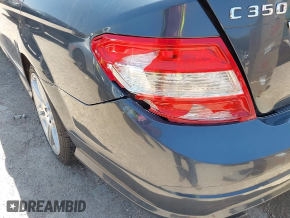 2008 Mercedes-Benz C 350 Sport with VIN WDDGF56X38R031321, listed as a IAAI auction lot 42046670 with 189,702 mi miles and . Bid and sale history available at DreamBid. Image 6.