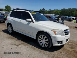 2011 Mercedes-Benz GLK with VIN WDCGG5GB0BF648785, listed as a Copart auction lot 51956395 with 194,636 mi miles and Salvage Title. Bid and sale history available at carsss.com. Image 4.