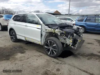 2022 Volkswagen Tiguan SEL R-Line with VIN 3VV4B7AX0NM044375, listed as a Copart auction lot 48865545 with 52,706 mi miles and Salvage Title. Bid and sale history available at carsss.com. Image 4.