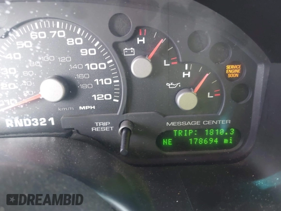 2005 Ford Explorer z VIN 1FMDU63K75ZA09251, wystawiony jako IAAI lot #42353306 z przebiegiem 178 694 mil mil oraz . Historia ofert i sprzedaży dostępna na DreamBid. Obrazek 7.