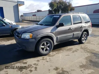 2005 Mazda Tribute i with VIN 4F2YZ02Z55KM21826, listed as a Copart auction lot 85145354 with 204,384 mi miles and Salvage Title. Bid and sale history available at carsss.com. Image 1.