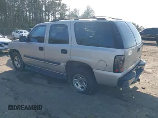 2004 Chevrolet Tahoe LT z VIN 1GNEC13Z94R253470, wystawiony jako IAAI lot #41575306 z przebiegiem 274 287 mil mil oraz . Historia ofert i sprzedaży dostępna na DreamBid. Obrazek 3.