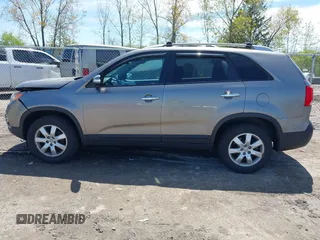 2011 Kia Sorento LX with VIN 5XYKT4A15BG175047, listed as a IAAI auction lot 42161402 with 102,509 mi miles and . Bid and sale history available at DreamBid. Image 14.