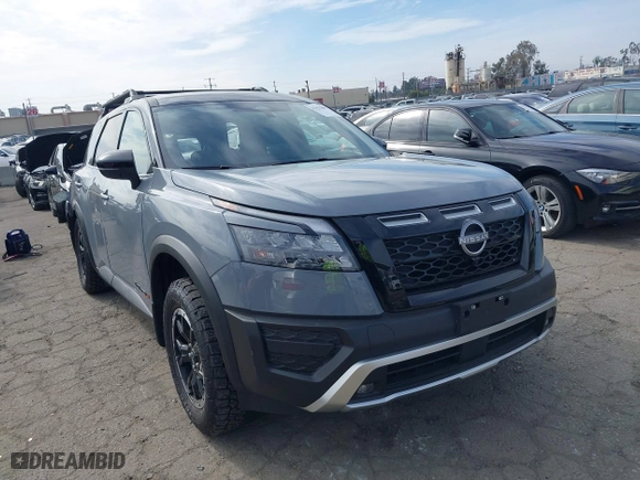 2024 Nissan Pathfinder SV with VIN 5N1DR3BD2RC251313, listed as a IAAI auction lot 41455880 with 6,323 mi miles. Bid and sale history available at carsss.com. Image 1.