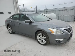 2015 Nissan Altima SV with VIN 1N4AL3AP4FC136296, listed as a Copart auction lot 82713214 with 143,138 mi miles and Clean Title. Bid and sale history available at DreamBid. Image 4.
