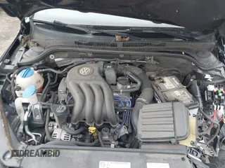 2015 Volkswagen Jetta S z VIN 3VW1K7AJ0FM353565, wystawiony jako IAAI lot #41402448 z przebiegiem 112 728 mil mil oraz . Historia ofert i sprzedaży dostępna na DreamBid. Obrazek 10.