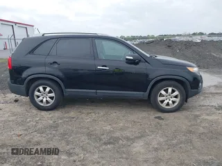 2012 Kia Sorento LX with VIN 5XYKT4A22CG273527, listed as a IAAI auction lot 41954603 with 309,018 mi miles. Bid and sale history available at carsss.com. Image 15.