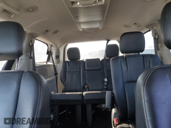 2015 Chrysler Town & Country Touring with VIN 2C4RC1BG6FR596454, listed as a Copart auction lot 45336685 with 114,070 mi miles and Salvage Title. Bid and sale history available at DreamBid. Image 10.