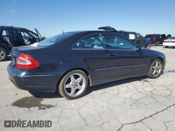 2004 Mercedes-Benz CLK 500 with VIN WDBTJ75J74F107438, listed as a Copart auction lot 46294475 with 149,566 mi miles and Clean title. Bid and sale history available at DreamBid. Image 3.