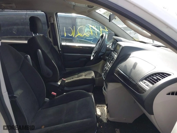 2016 Dodge Grand Caravan Canada Value Package with VIN 2C4RDGBG4GR340749, listed as a IAAI auction lot 41722101 with 156,948 mi miles. Bid and sale history available at carsss.com. Image 5.